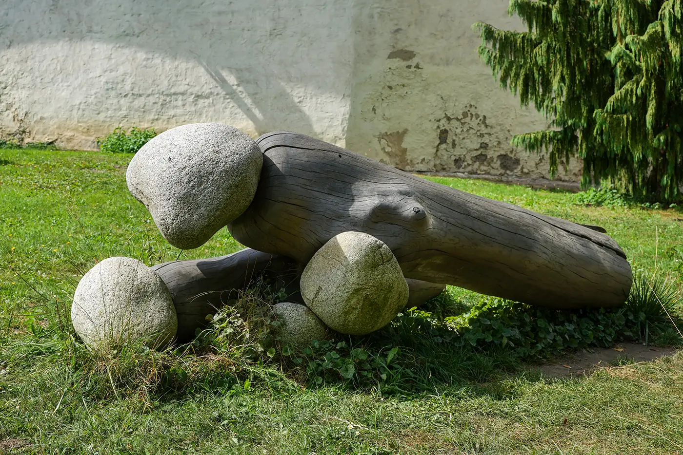 Rodinka (dub a žula)